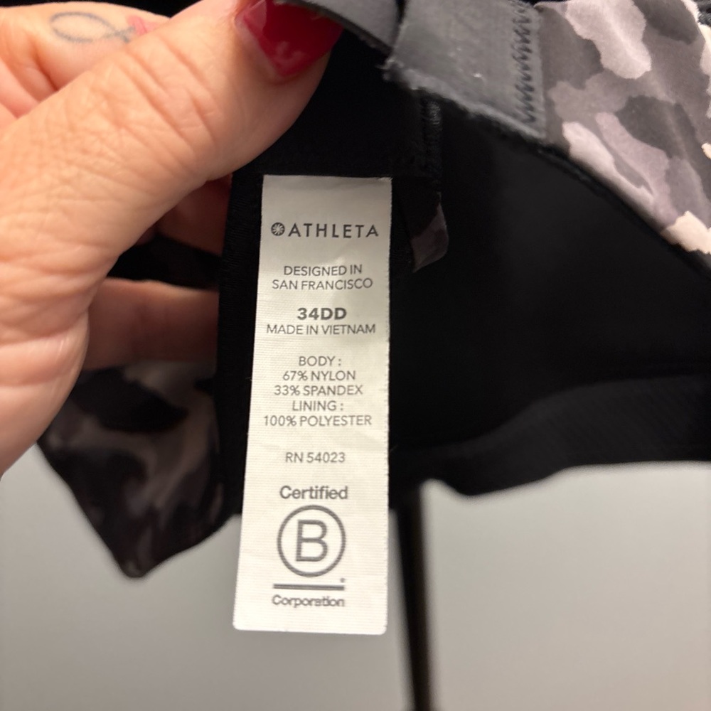Athleta Black and Gray Camo Sports Bra - Picture 3 of 4